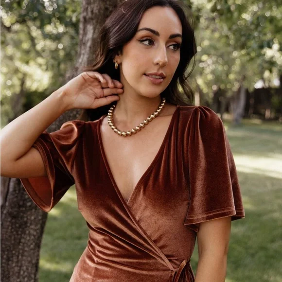 Baltic Born Elegant Velvet Wrap Dress - Picture 14 of 16